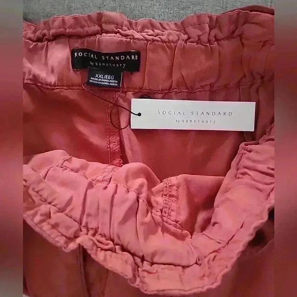 Social Standard By Sanctuary Women's High Waist Melody Paperbag Pant Marsala XXL - Picture 5 of 6